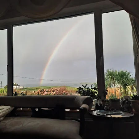 Mannin Beach View House *