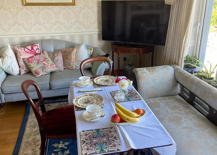 Mannin View House Гостевой дом