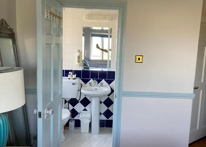 Гостевой дом Mannin View House Балликоннили